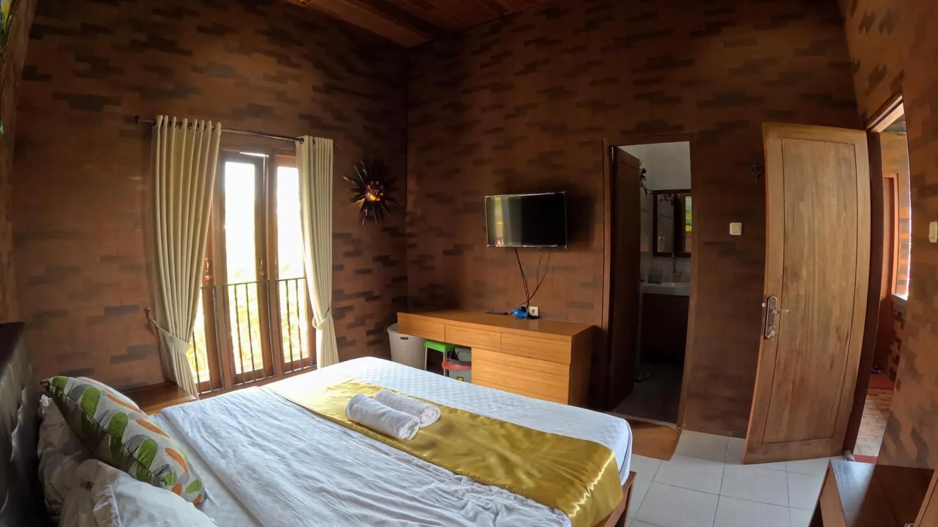 Tropical Balinese Villa With Private Pool Ungasan